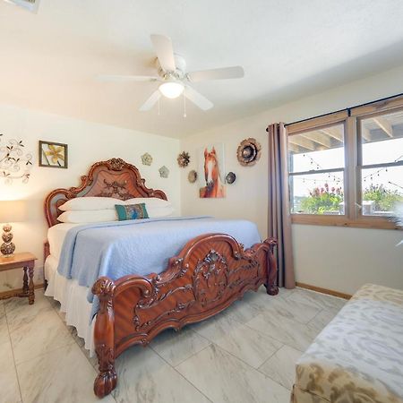 Fredericksburg Retreat With Private Hot Tub And Patio! Βίλα Εξωτερικό φωτογραφία