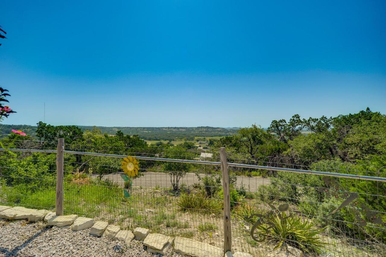 Fredericksburg Retreat With Private Hot Tub And Patio! Βίλα Εξωτερικό φωτογραφία