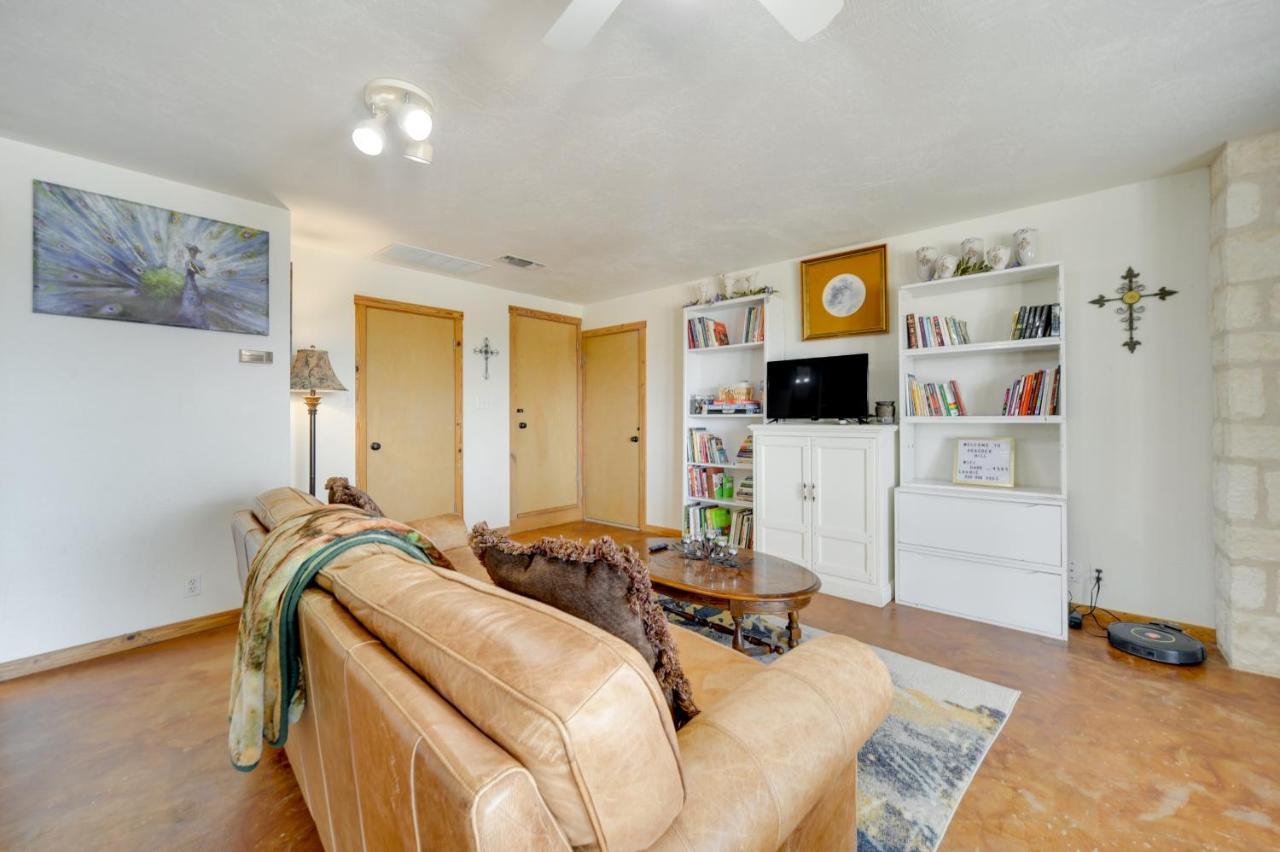 Fredericksburg Retreat With Private Hot Tub And Patio! Βίλα Εξωτερικό φωτογραφία
